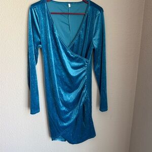Elegant Blue Velvet Wrap Dress
